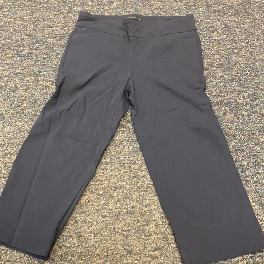 Napa Valley Navy Blue Capris sz. 10
